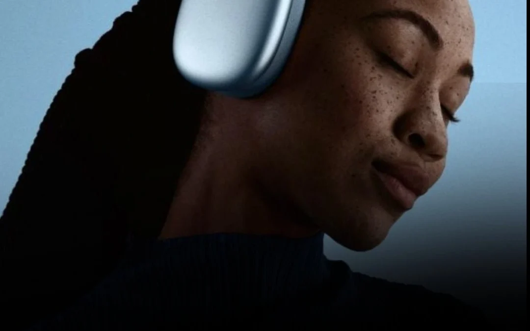 Apple lanza los AirPods Max 2 con cancelación de ruido y traducción en tiempo real