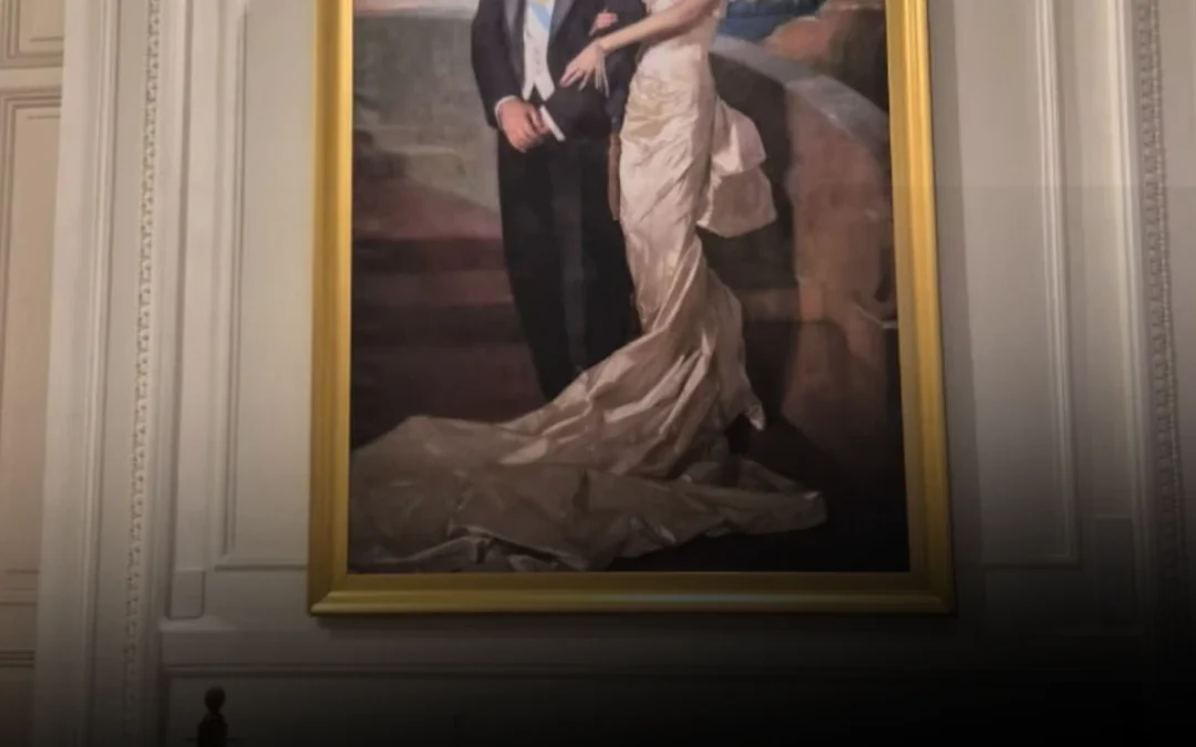 El Gobierno bajo un cuadro de Perón y Evita de la Casa rosada: quieren poner uno de Messi