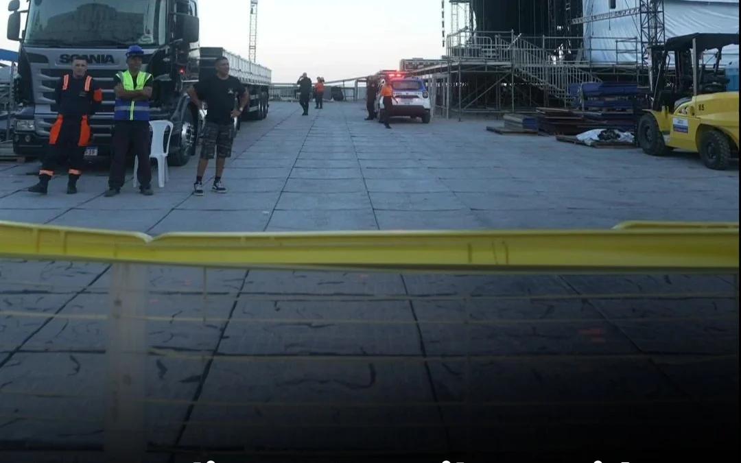Tragedia en Brasil: murió un operario al colapsar una estructura en el armado del show de Shakira