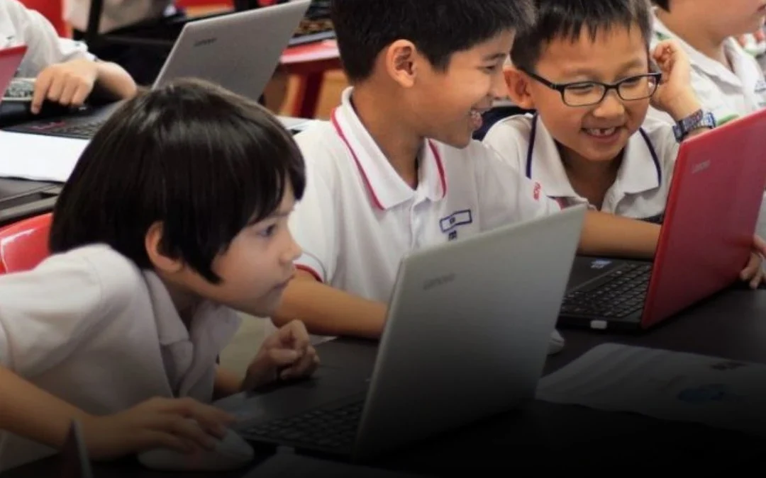 Singapur autoriza a los profesores a azotar a alumnos desde los 9 años para combatir el bullying escolar