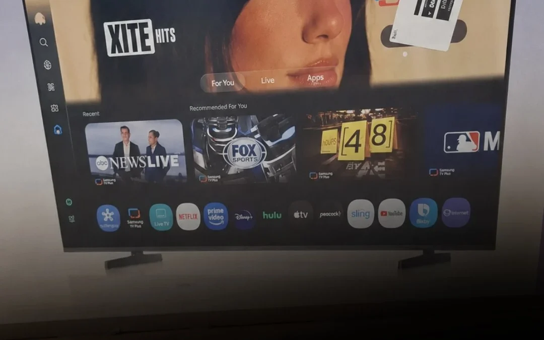 Dua Lipa denunció a Samsung por usar su imagen en cajas de televisores