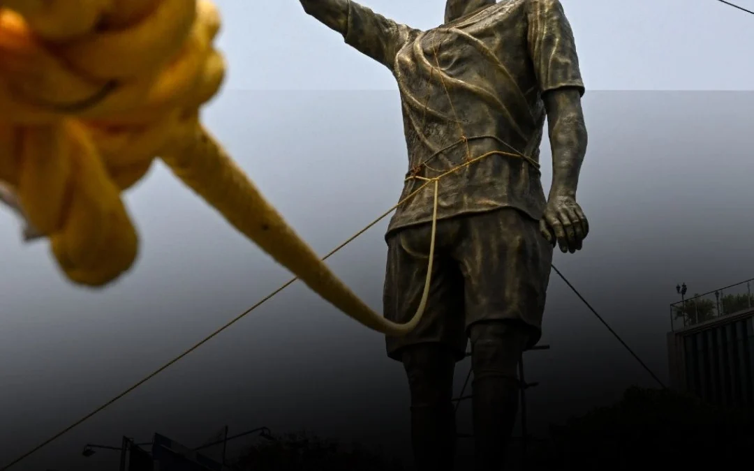 Van a sacar la estatua gigante de Lionel Messi en la India por fallas estructurales