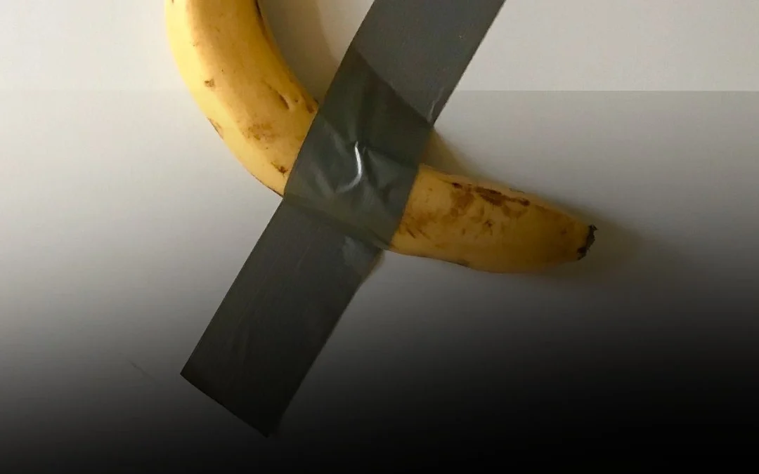 Robaron la banana más famosa de una exposición: la obra esta valuada en 6 millones de dólares