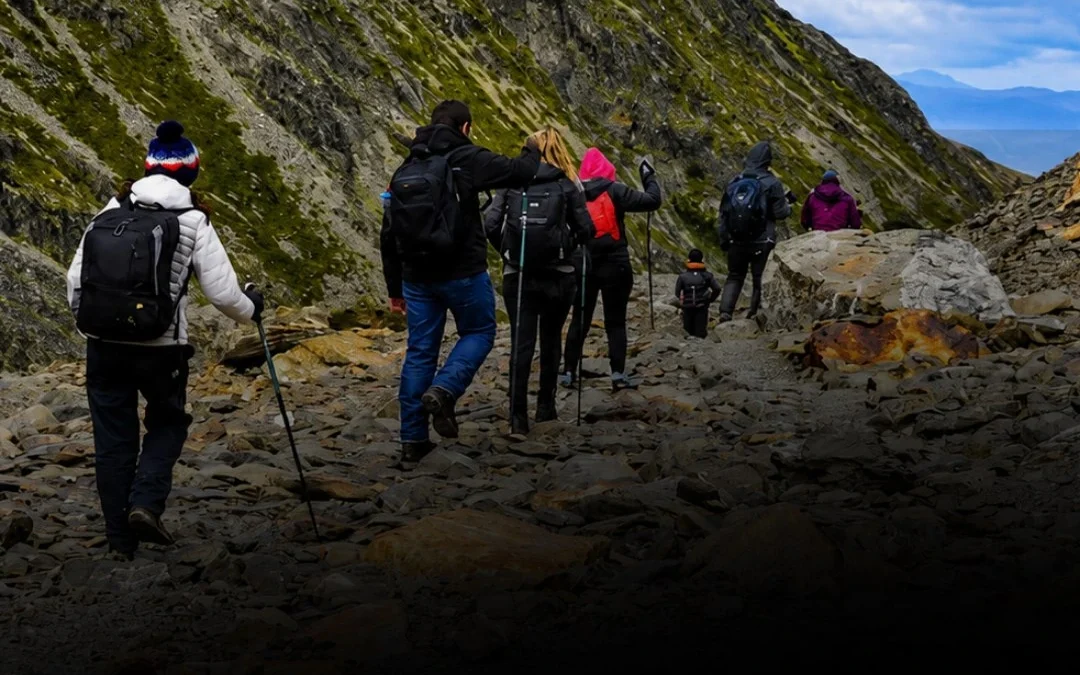 Un guía y una turista uruguaya murieron tras caer en el glaciar Vinciguerra, cerca de Ushuaia