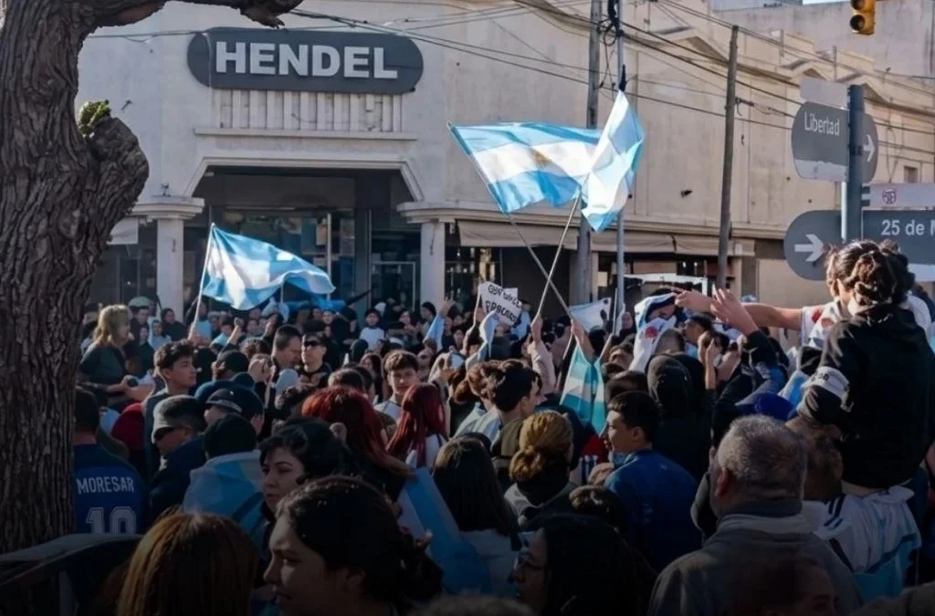 Un hombre murió durante los festejos del Mundial en Cañuelas tras recibir un piedrazo en la cabeza