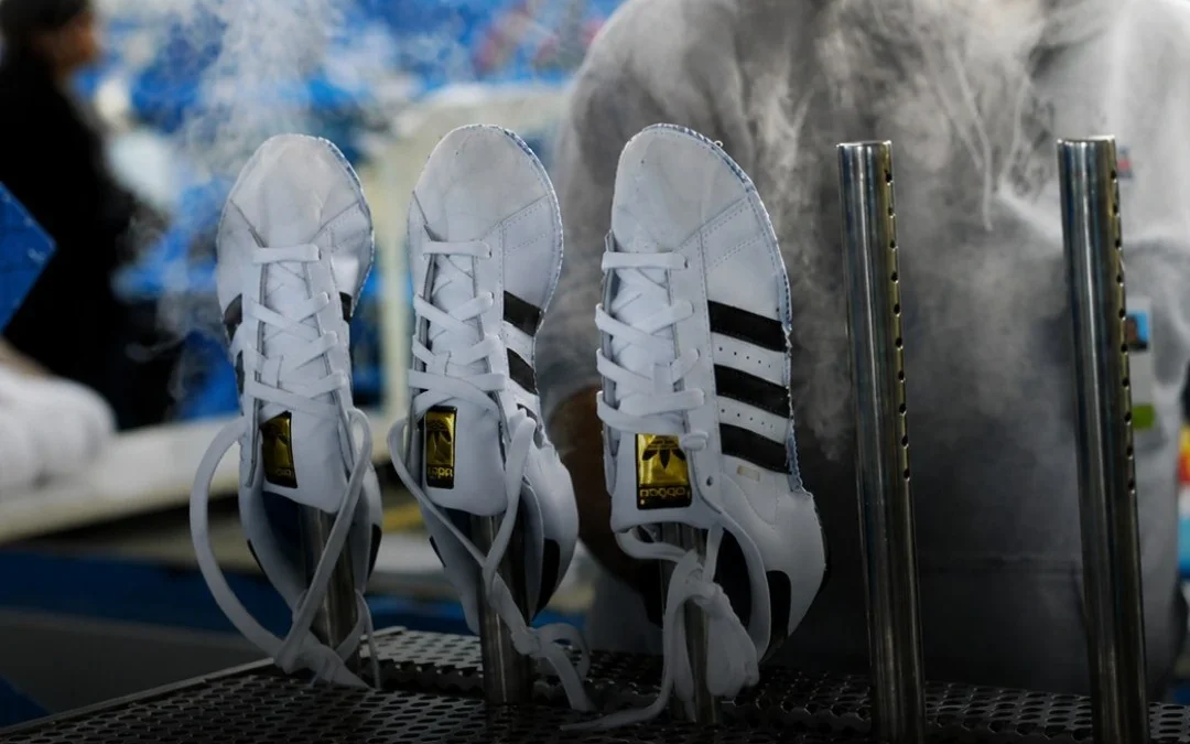 Cerró la última fábrica que producía zapatillas Nike y Adidas en Argentina