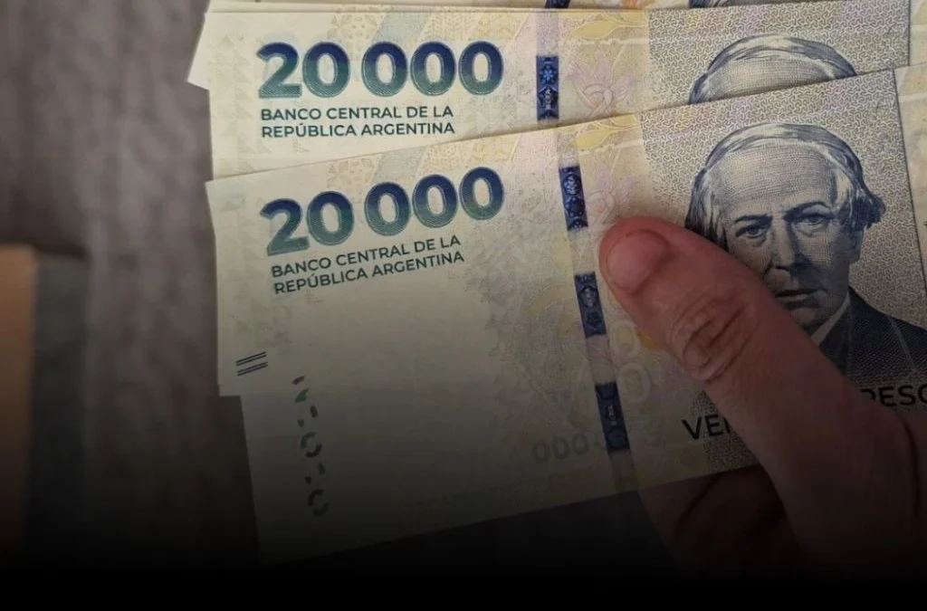 El Banco Central comprará billetes de $20.000 a China por US$22,6 millones