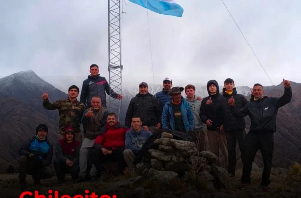 Chilecito: Llevarán la bandera argentina a la cima de un cerro en homenaje a la Selección
