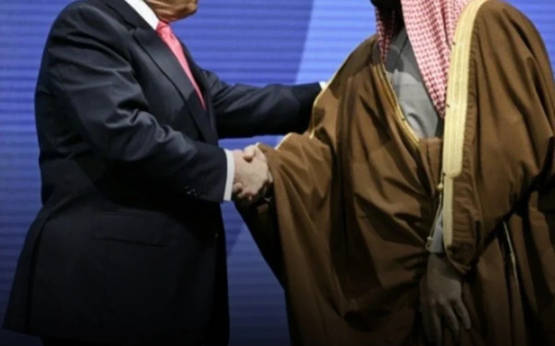 EE.UU. y Arabia Saudita firmaron un acuerdo nuclear que genera alarma internacional