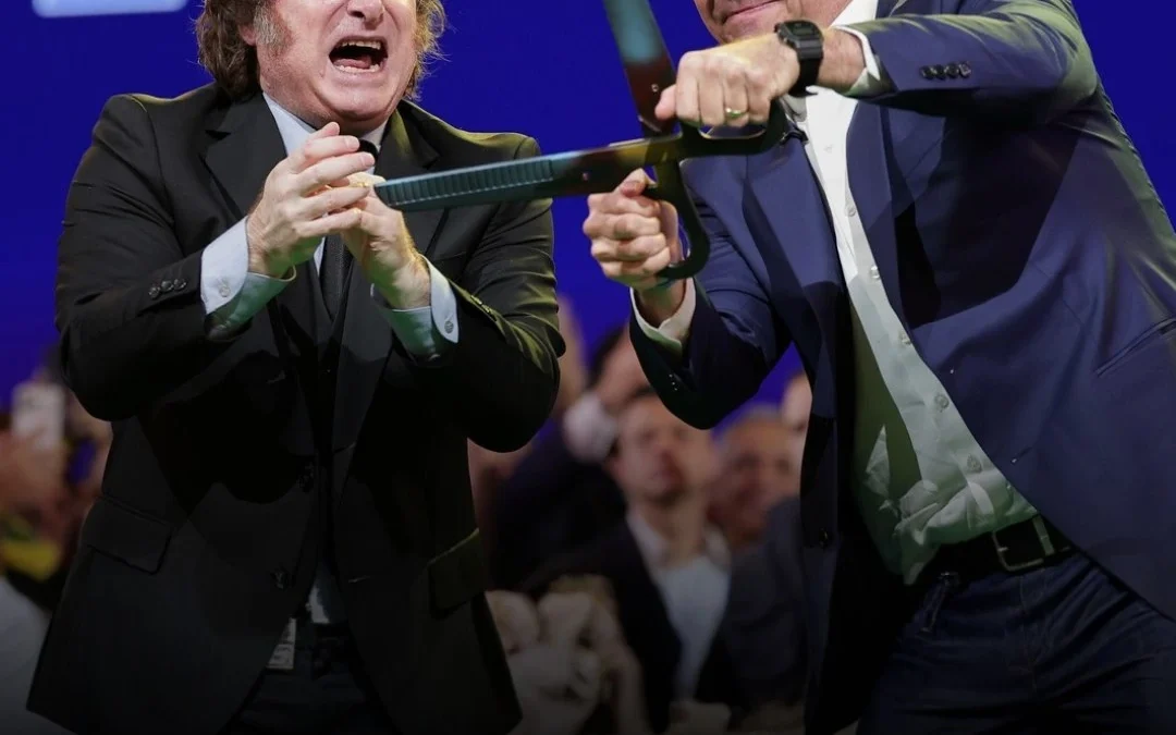 Acusan a Milei de usar fondos públicos para un acto político en Brasil con el hijo de Bolsonaro