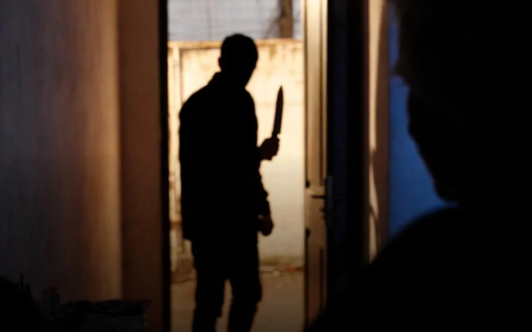 Chilecito: Un hombre armado con un cuchillo irrumpió en una vivienda y escapó sin robar