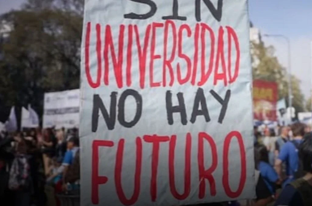 Los universitarios reclaman que no se cumplió con el financiamiento y anunciaron un nuevo paro
