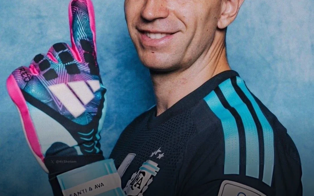 2 de septiembre: El Dibu Martínez cumple 34 años