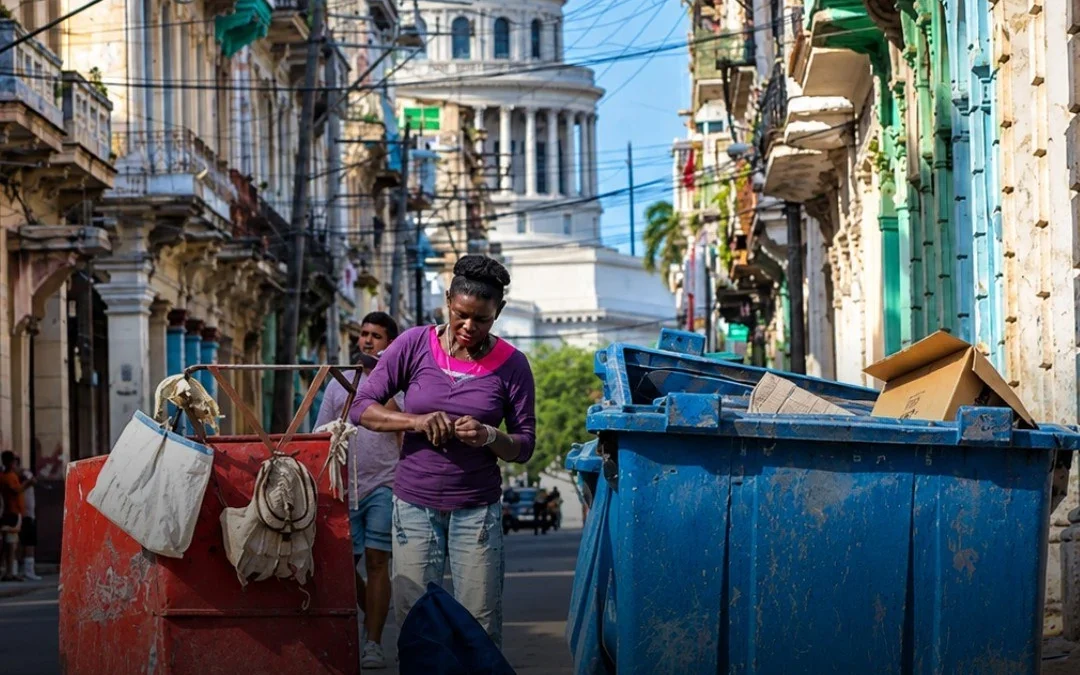 Un estudio estima que el 94% de los cubanos vive en situación de pobreza extrema