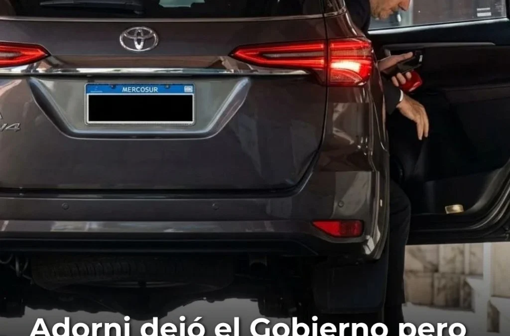 Adorni dejó el Gobierno pero sigue usando una camioneta oficial con multas por más de $10 millones